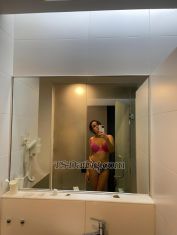 Aryanaa Georgetown Transex «Сочетание городской дерзости и творческой свободы. Похоже, вам нравятся кинематографические моменты, те, где важны мельчайшие детали — освещение, настроение, ракурсы, — что показывает, что вы мыслите образами и любите, чтобы всё выглядело так же мощно, как и ощущалось».