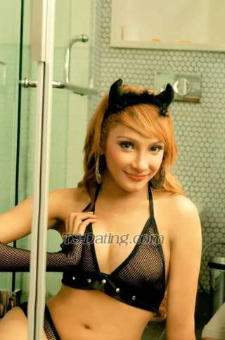 trans girl Aurel25 2198456 trans girl Aurel25 2198456