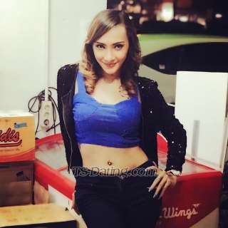 trans girl Aurel25 2198589 trans girl Aurel25 2198589