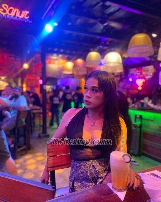 trans girl Aurelregard 7209881