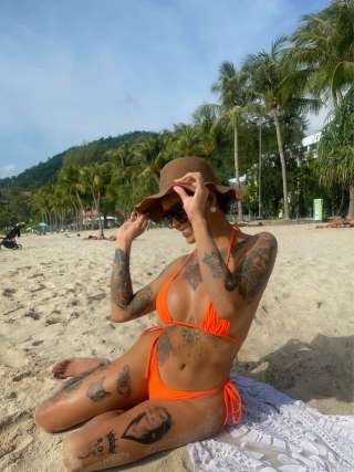 trans girl AmadoraFoxx 7942507 trans girl AmadoraFoxx 7942507