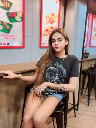 trans girl Avianna000 5326546 trans girl Avianna000 5326546