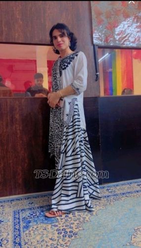 trans girl Avnistar3 3734000