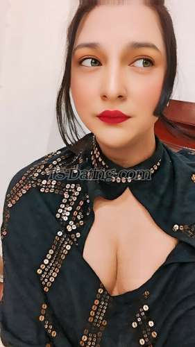 trans girl AyraKhan 5623917 trans girl AyraKhan 5623917