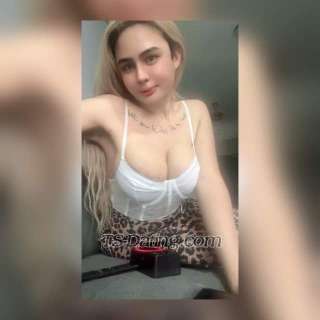 trans girl AyuRaudah 8423101 trans girl AyuRaudah 8423101