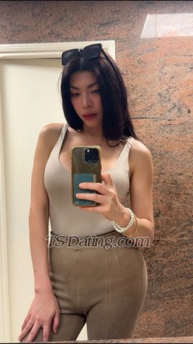 trans girl AyumiTop 8275239