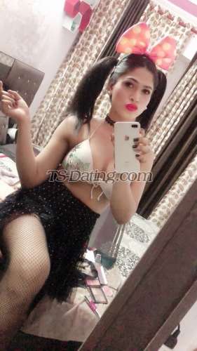 trans girl aahanaroy 1233711