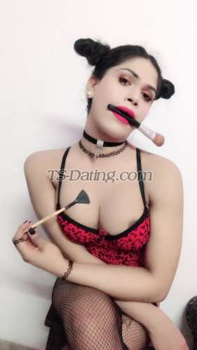 trans girl aahanaroy 1461565