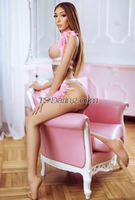 trans girl alexagold 7082934