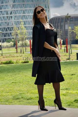 trans girl ambermilan 2580132