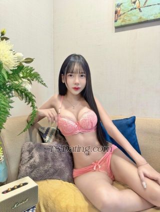 trans girl Babefarisa 6589697