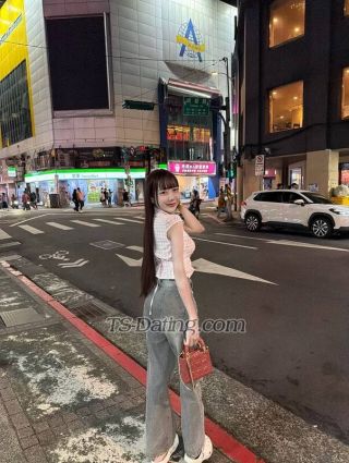 trans girl Babefarisa 6590150
