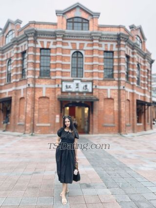 trans girl BabyAila 2400013