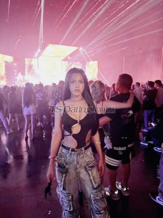 trans girl Balloon1994 9699933 trans girl Balloon1994 9699933