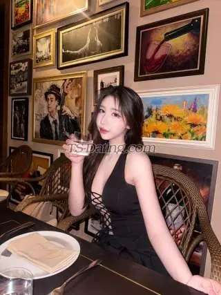 Shemale Bebelly 0670839