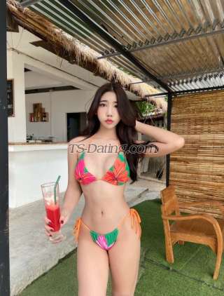 trans girl Bebelly 8268843