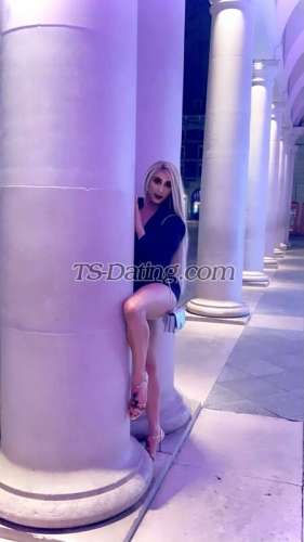 trans girl BellaAurora 6591545