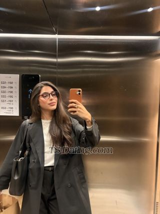 trans girl BellaLaurent 1744049 trans girl BellaLaurent 1744049
