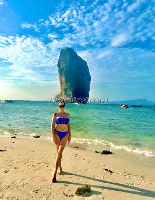 trans girl BellaTSpinay 0501271 trans girl BellaTSpinay 0501271