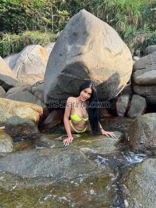 trans girl Benz1138 8542623