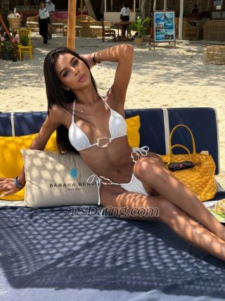 trans girl Benz2004 1764220