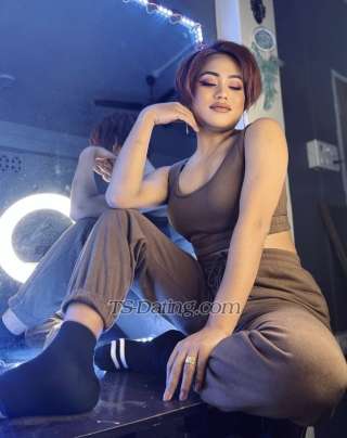 trans girl Berona 2384988 trans girl Berona 2384988
