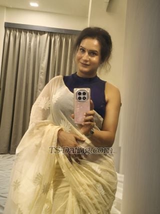 trans girl Bipss 4032025