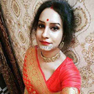 trans girl Bipss 8493411