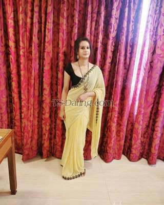 trans girl Bipss 8493582