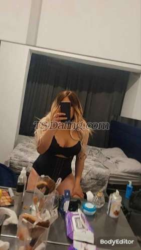 trans girl BlondeNazli 0752579