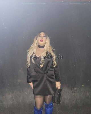 trans girl BlondeNazli 0752845
