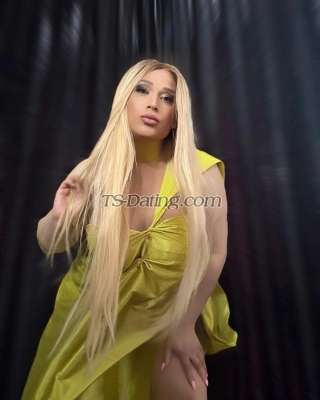 trans girl BlondeNazli 1880201