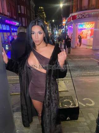 trans girl Bonits 1970153 trans girl Bonits 1970153