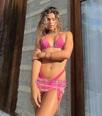 Brend4 Adeje Transex Hola!
Soy Brenda chica transexual Brasileña 🇧🇷
con ganas de conocer chicos para poder entablar una buena
conversación, compartir culturas diferentes, conocernos
más y poder divertirnos al máximo.
Me gusta mucho ir
al gimnasio, salir de bares a tomar algo, cenar fuera, en
bonitos restaurantes, bailar en las discotecas de moda,
disfrutar de una buena película sentada en la butaca de un
cine, quedarme fascinada viendo una obra de teatro o centros
comerciales y tiendas de ropa en busca de un modelito que me
guste.
En definitiva, divertirnos al máximo.
Como
ves, seré una muy buena anfina y te propongo un montón de
posibles actividades y experiencia para hacer juntos y que
nos permita conocernos más a fondo para después viajar
losél mundo.
Si te a impresionado mí forma de ser y te
apetece conocernos para que hagamos planes juntos, llámame.