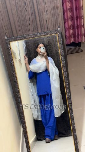 trans girl Brownqueen 1437332