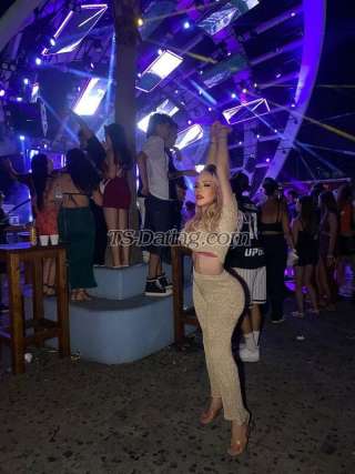 trans girl blondea7 5747837 trans girl blondea7 5747837