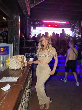 trans girl blondea7 5748099 trans girl blondea7 5748099