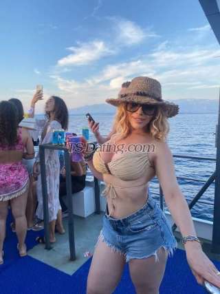 trans girl blondea7 5748127 trans girl blondea7 5748127