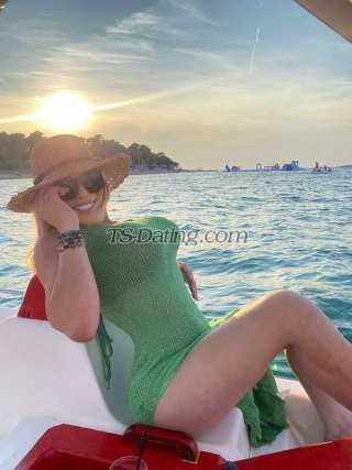 trans girl blondea7 5748782 trans girl blondea7 5748782