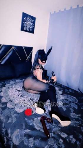 trans girl bombaCat 0801472