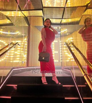 trans girl brunabueno 9094767