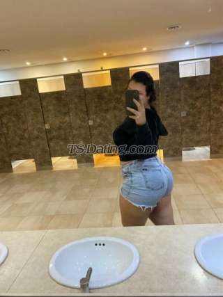 trans girl CamiC 5952157