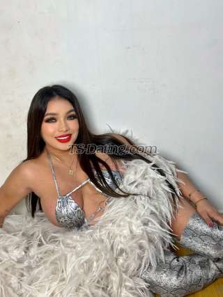 trans girl Carmella2890 5013085