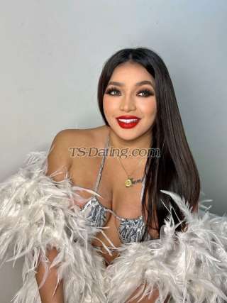 trans girl Carmella2890 5013135