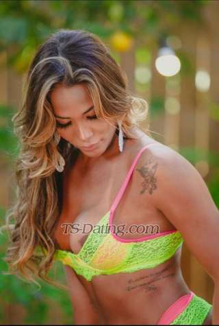 trans girl Carolgodness 8426514 trans girl Carolgodness 8426514