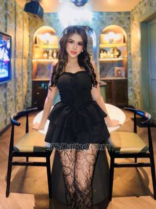 trans girl Carolline 2545954 trans girl Carolline 2545954