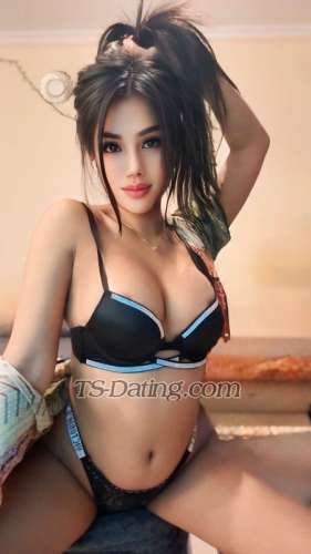 trans girl Carolline 2787860 trans girl Carolline 2787860