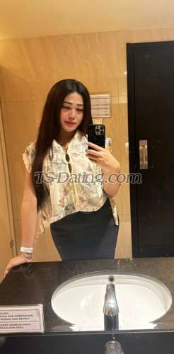 trans girl Cattriona 7400202