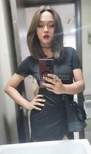 trans girl CdHyuna 8942891 trans girl CdHyuna 8942891