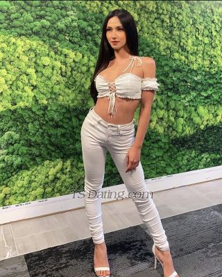 trans girl Celiine 3937091